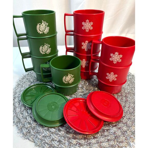 Vintage Red Green Tupperware Holiday Dove Snowflake Set of 10 Mugs, 4 Coasters - Picture 1 of 9